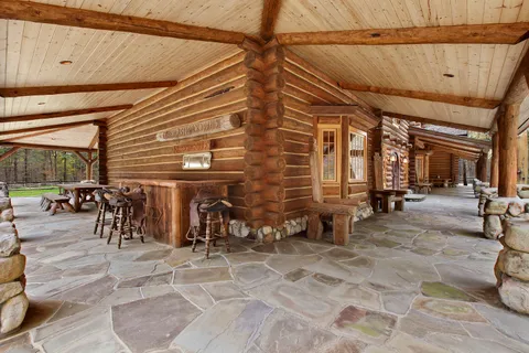 377 Little Noyac Path, Water Mill, NY 11976