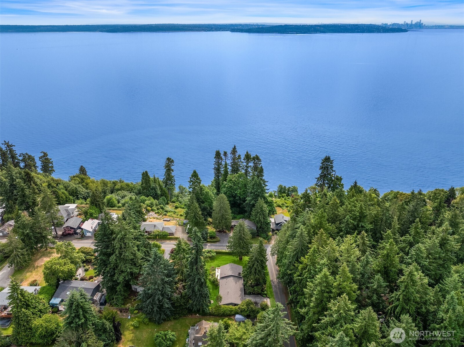 10376 Northeast Winther Road Bainbridge Island, WA 98110 - Photo 39 of 40 Gallery Image 39