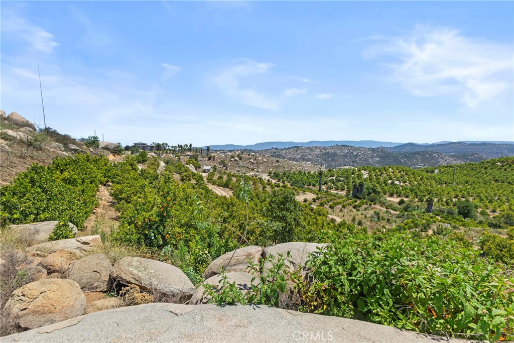 1252 Rancho Luiseno Road Escondido, CA 92026 - Photo 33 of 42