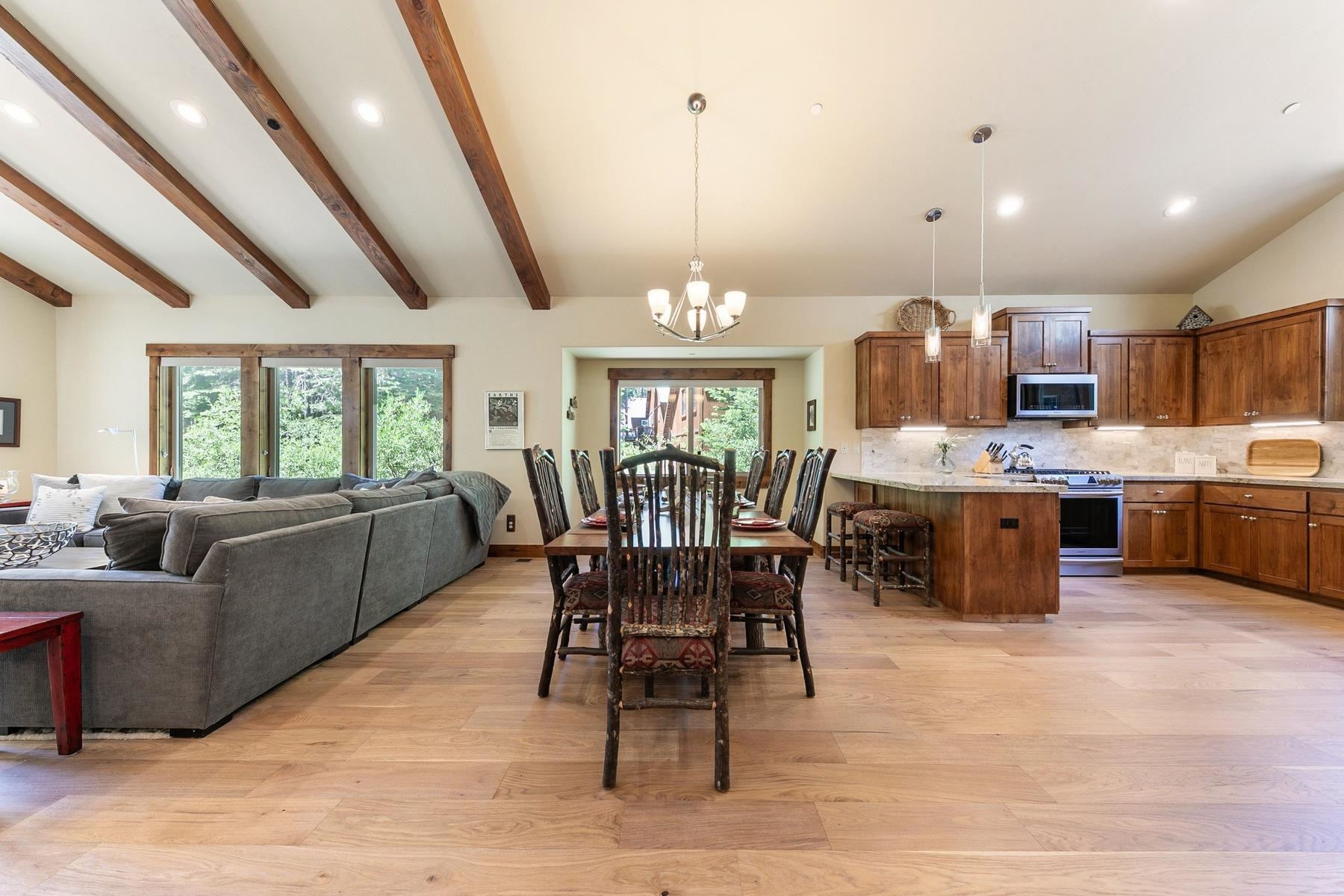 14141 Tyrol Road Truckee, CA 96161 - Photo 8 of 28
