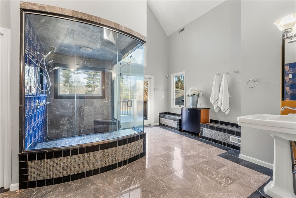 39 Westerly Road Weston, MA 02493 - Photo 23 of 40 Gallery Image 23