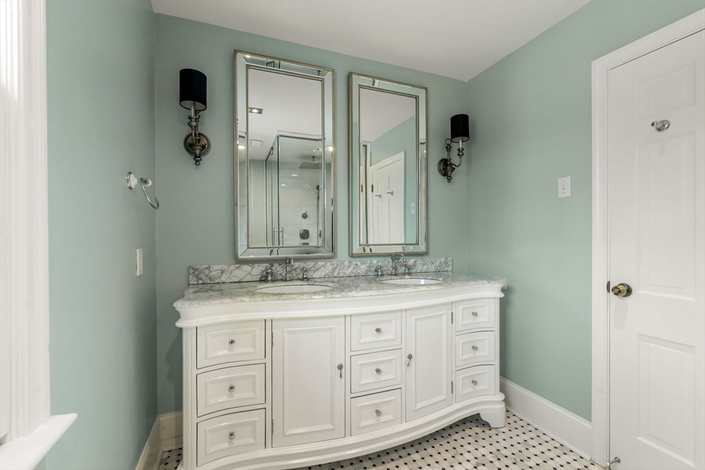 39 Westerly Road Weston, MA 02493 - Photo 31 of 40 Gallery Image 31