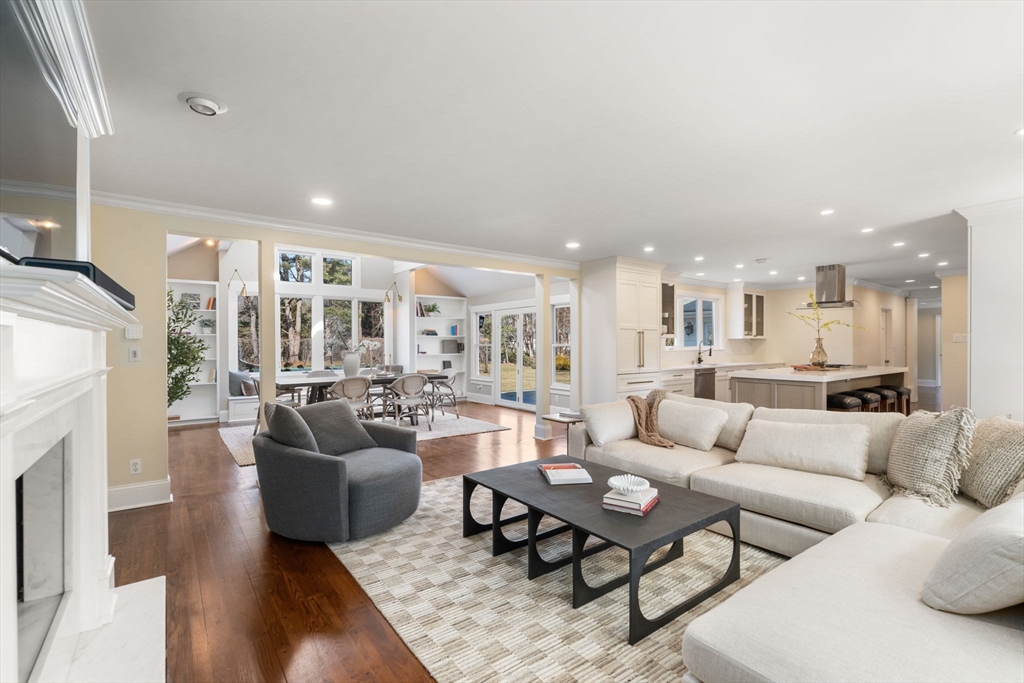 39 Westerly Road Weston, MA 02493 - Photo 10 of 40 Gallery Image 10