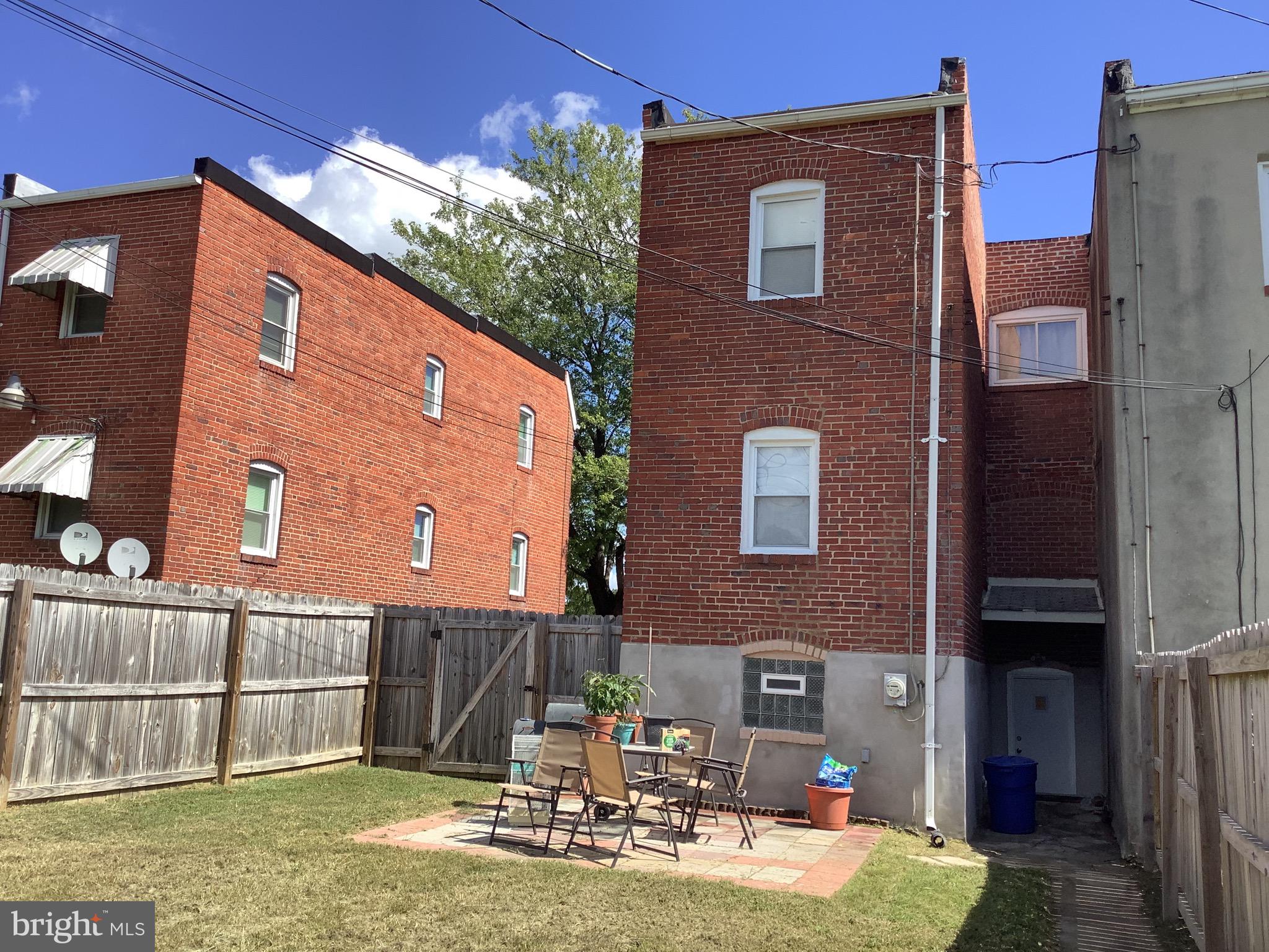 32 Warren Road Baltimore, MD 21221 - Photo 5 of 42 Rear of Home