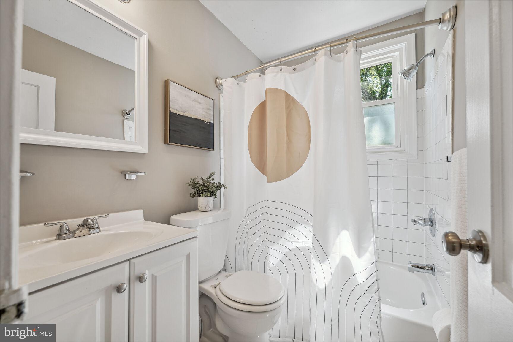 6982 Fairfax Drive Arlington, VA 22213 - Photo 11 of 28