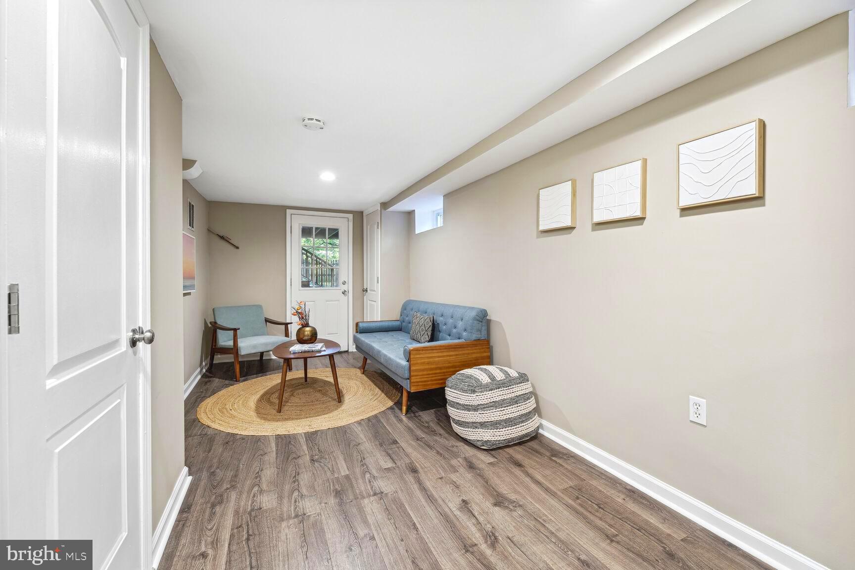 6982 Fairfax Drive Arlington, VA 22213 - Photo 15 of 28