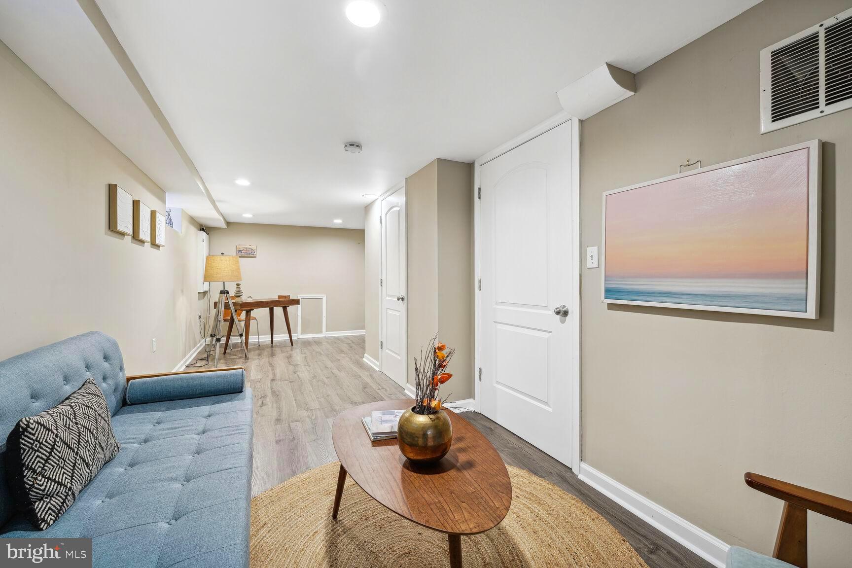 6982 Fairfax Drive Arlington, VA 22213 - Photo 16 of 28