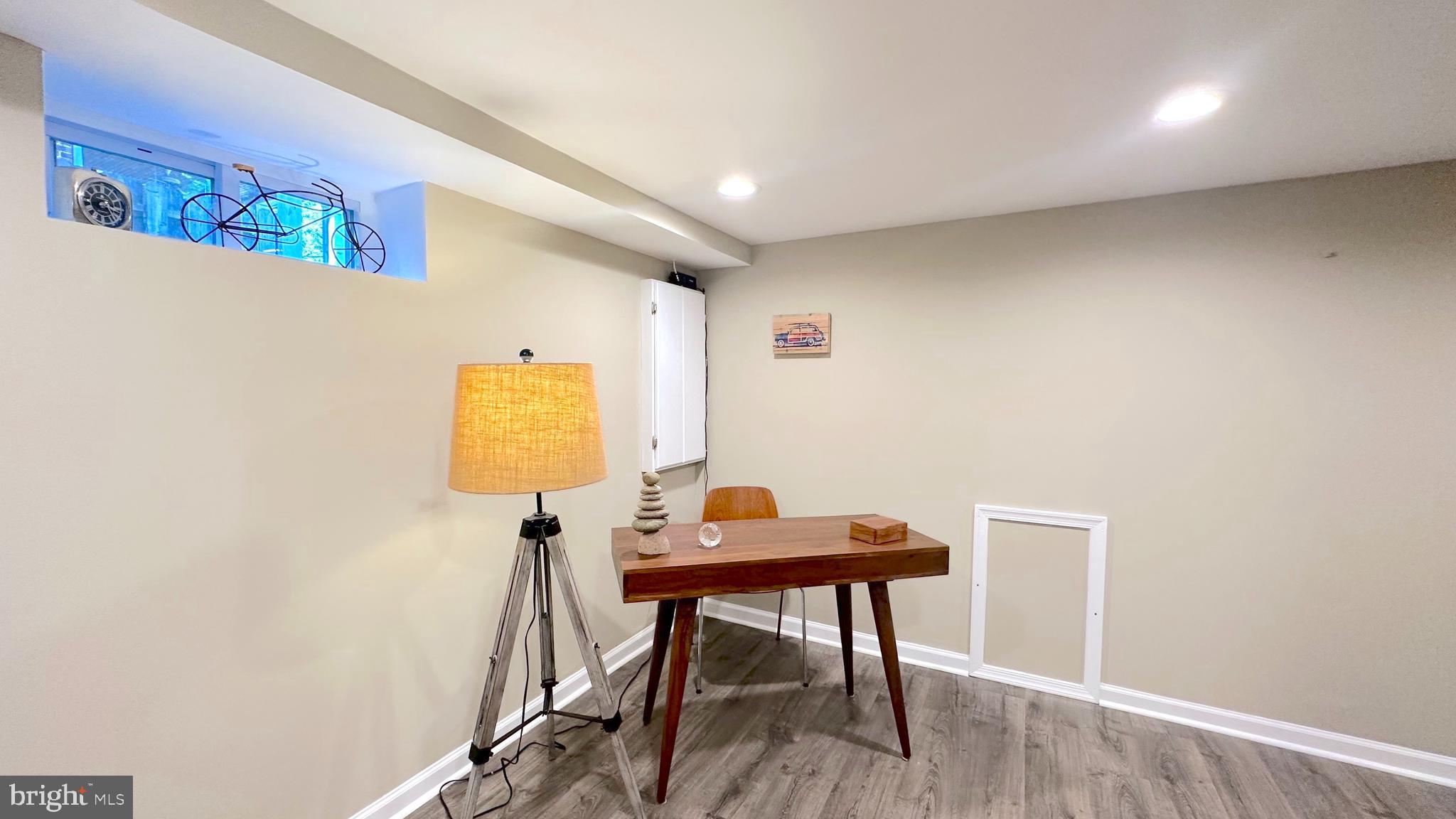 6982 Fairfax Drive Arlington, VA 22213 - Photo 17 of 28