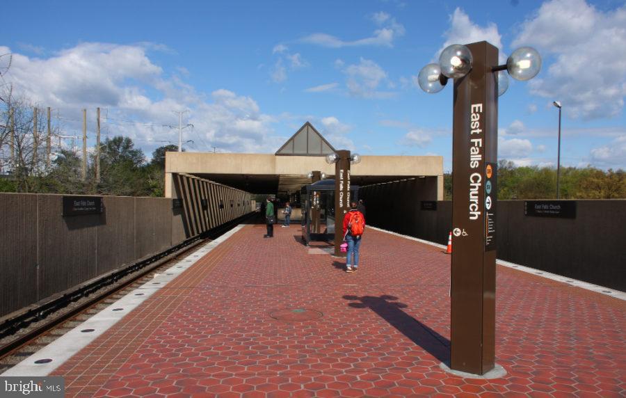 6982 Fairfax Drive Arlington, VA 22213 - Photo 28 of 28