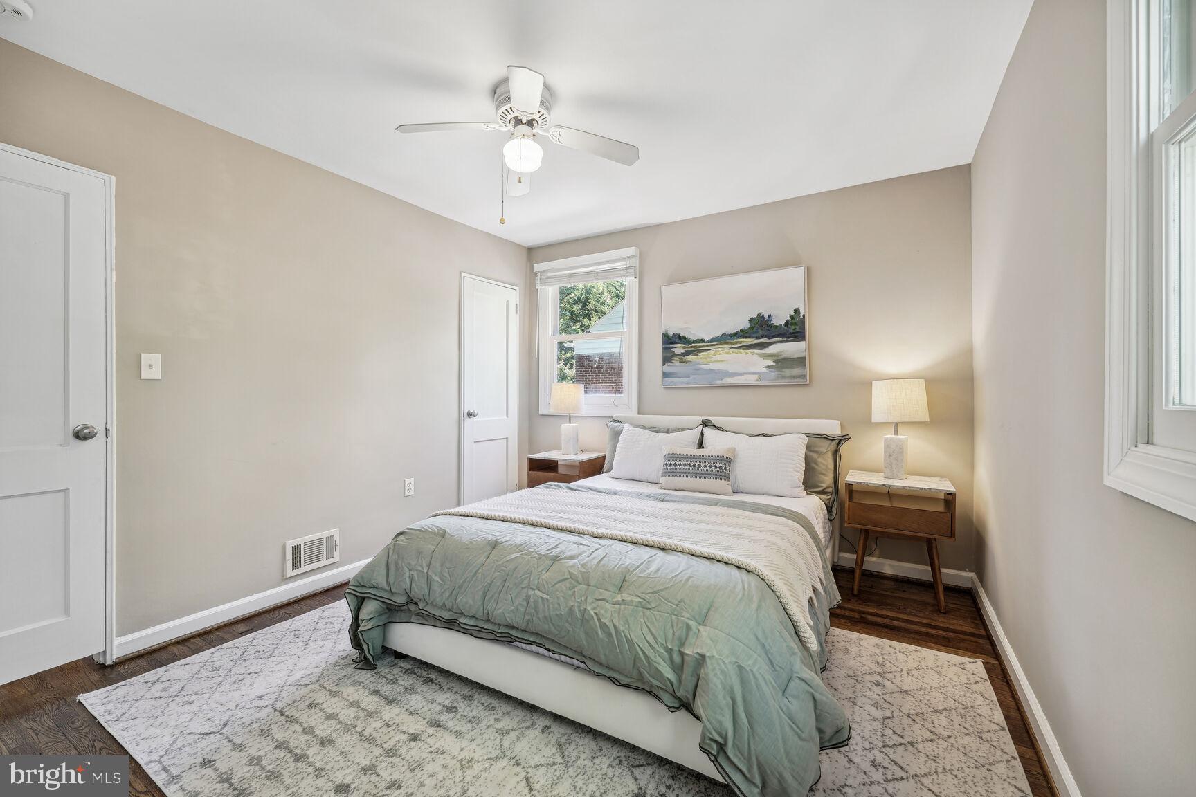 6982 Fairfax Drive Arlington, VA 22213 - Photo 9 of 28