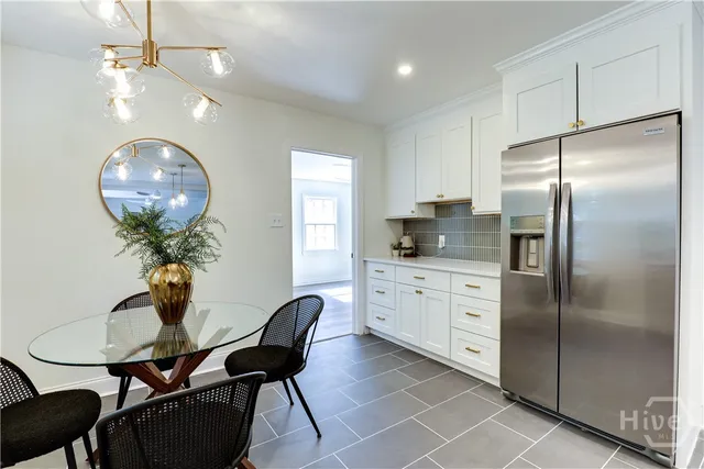 $3,250 | 106 East 57th Street, Savannah, GA 31405