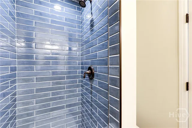 $3,250 | 106 East 57th Street, Savannah, GA 31405