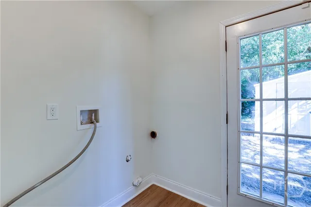 $3,250 | 106 East 57th Street, Savannah, GA 31405