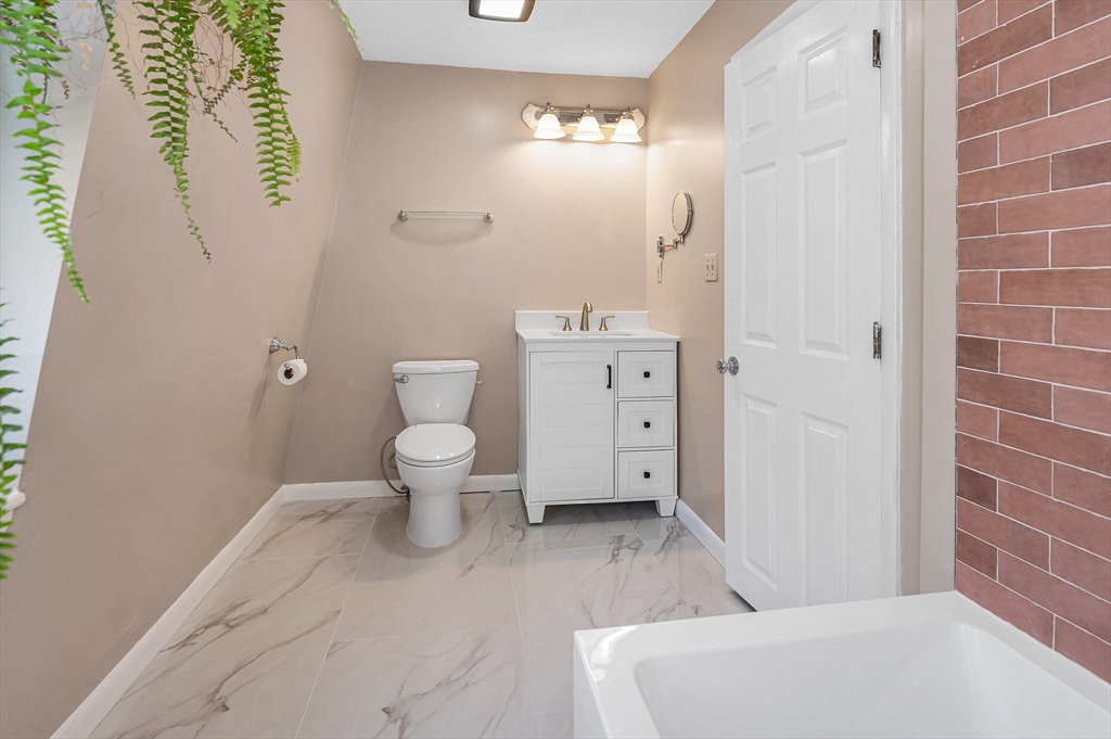 101 Hunt Road Chelmsford, MA 01824 - Photo 26 of 37 Gallery Image 26