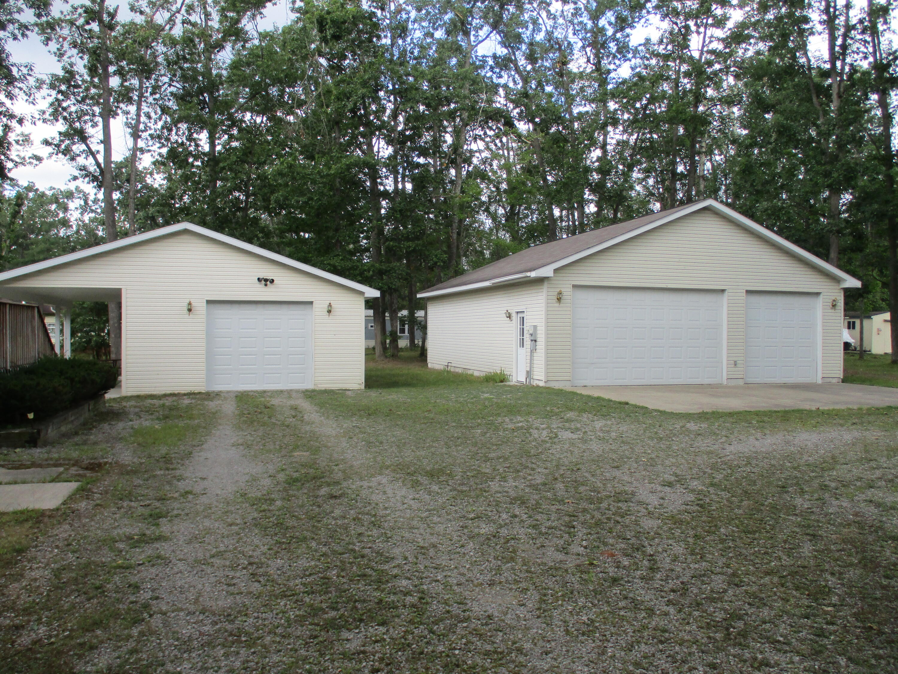 3290 Skyline Road Lewiston, MI 49756 - Photo 2 of 40 IMG_1211