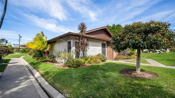 $550,000 | 1800 East Heim Avenue, Unit 29, Orange, CA 92865
