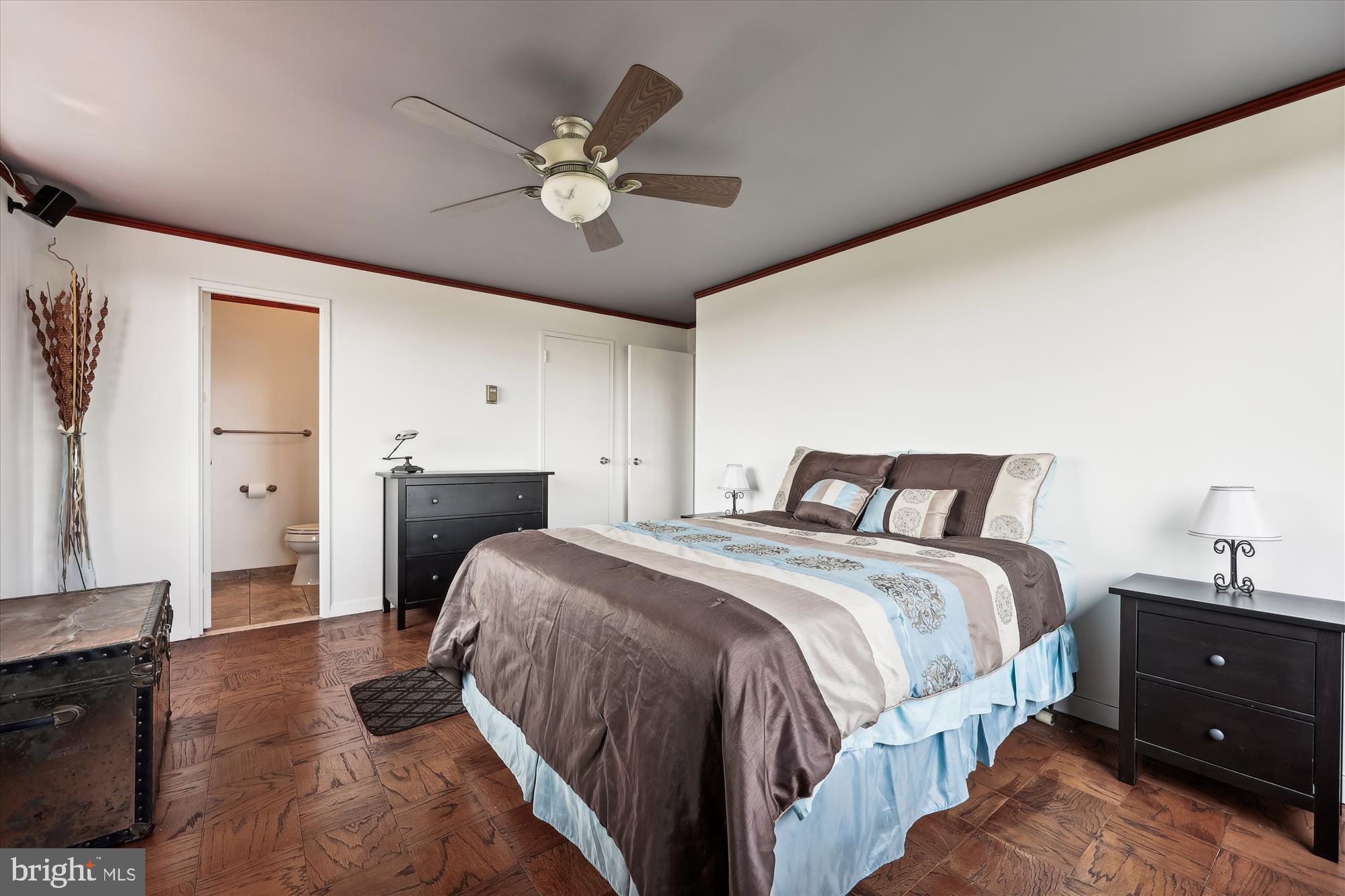 1900 Lyttonsville Road, Unit 1315 Silver Spring, MD 20910 - Photo 14 of 43 Primary bedroom