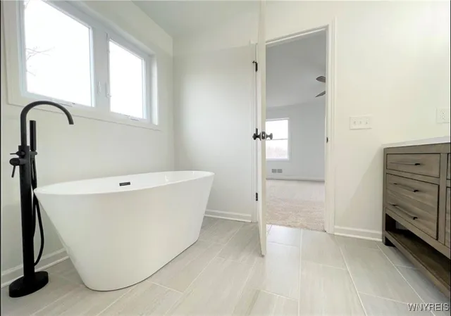 $449,900 | 1214 Mayfield Drive, Alden, NY 14004