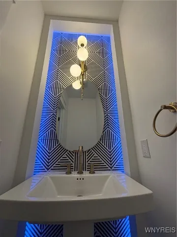 $449,900 | 1214 Mayfield Drive, Alden, NY 14004