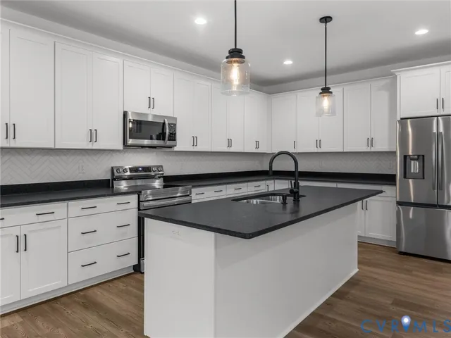 $679,900 | 3167 Pineview Drive, Powhatan, VA 23139