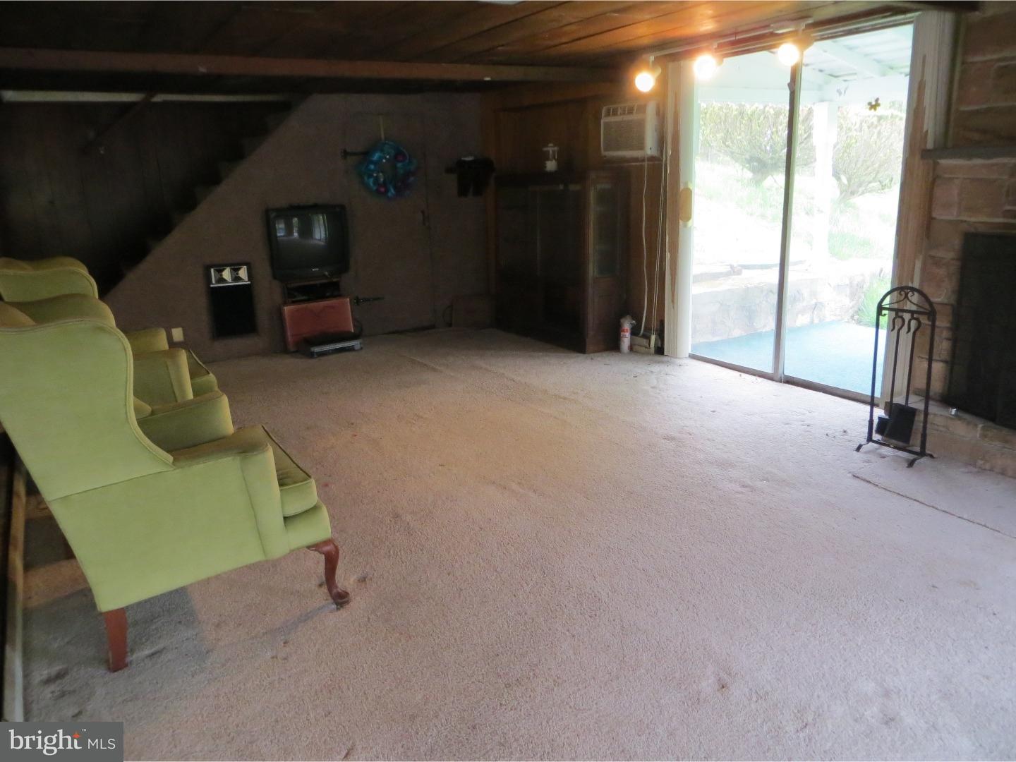 2012 North Trooper Road Norristown, PA 19403 - Photo 11 of 14 Family Room