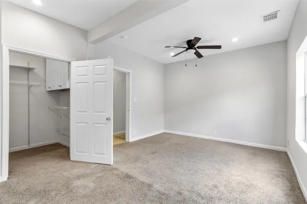 $1,100 | 405 Medina Street, Unit B, Houston, TX 77012