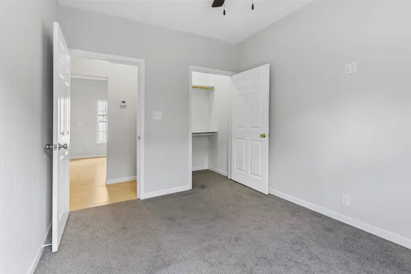 $1,100 | 405 Medina Street, Unit B, Houston, TX 77012
