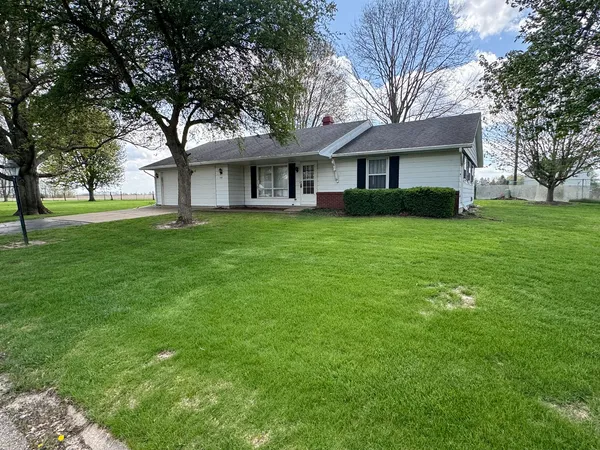 $170,000 | 100 Hazelwood Drive, Wyanet, IL 61379