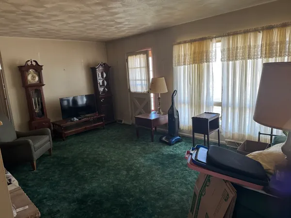 $170,000 | 100 Hazelwood Drive, Wyanet, IL 61379