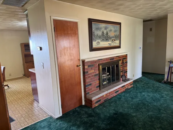 $170,000 | 100 Hazelwood Drive, Wyanet, IL 61379