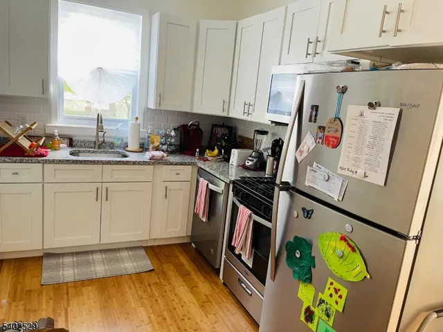 $2,800 | 24 Lexington Avenue, Unit 1, Montclair, NJ 07042