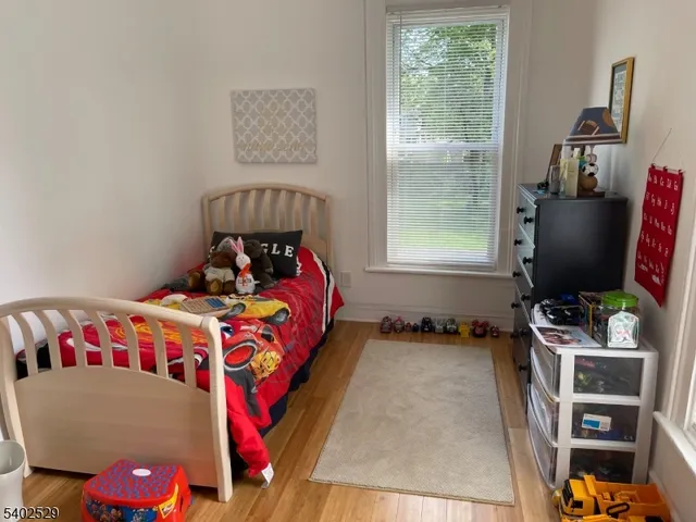 $2,800 | 24 Lexington Avenue, Unit 1, Montclair, NJ 07042