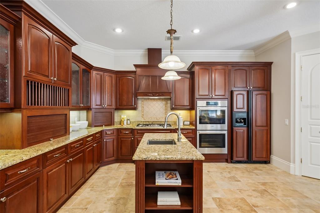 19705 Sea Rider Way Lutz, FL 33559 - Photo 17 of 84