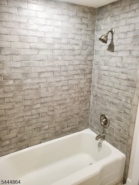 29 Millbrook Road New Vernon, NJ 07976 - Photo 10 of 18