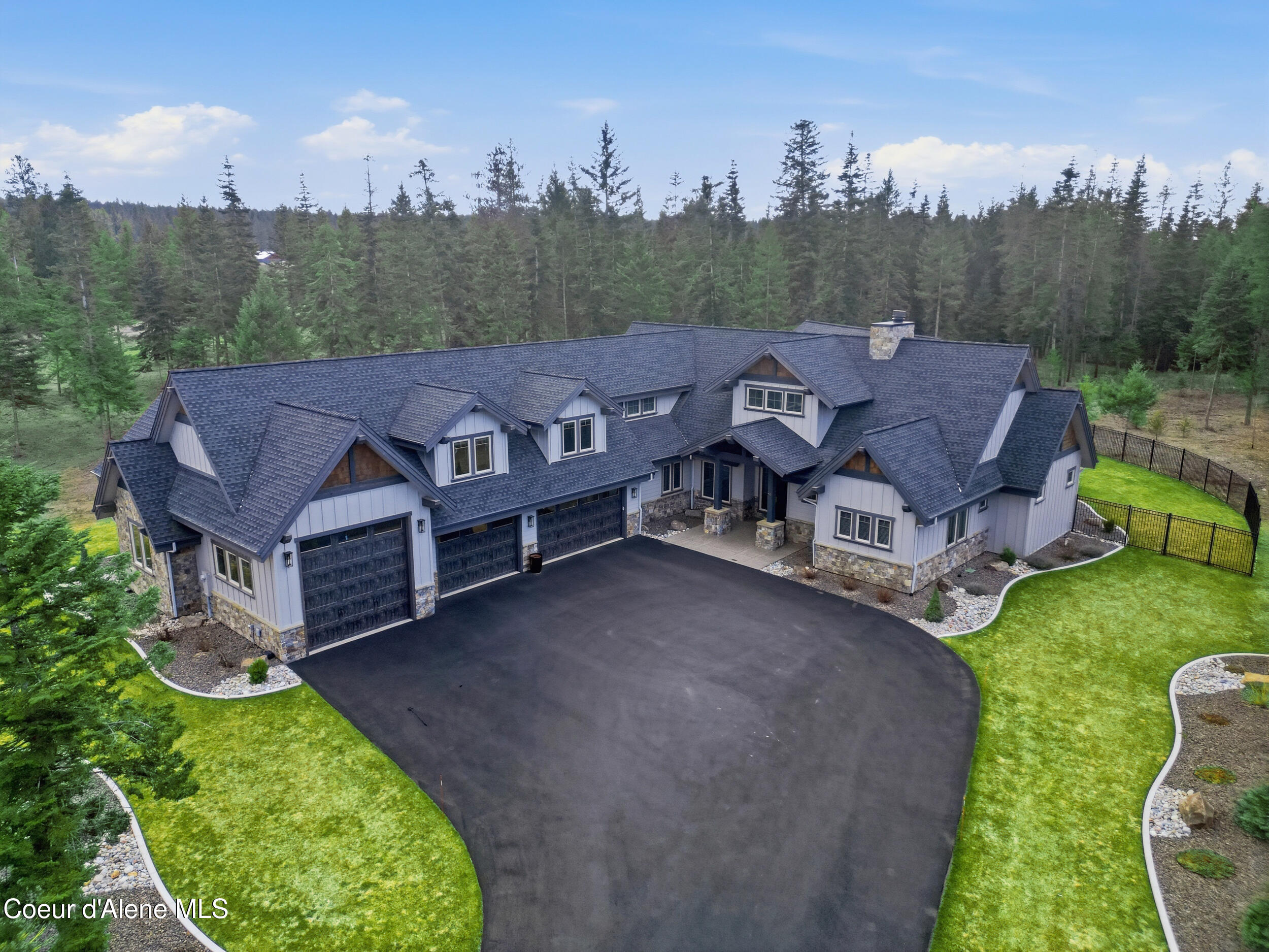 2117 East Amulet Circle Rathdrum, ID 83858 - Photo 36 of 124 Plenty of parking