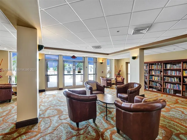 $3,000 | 9451 Live Oak Place, Unit 102, Davie, FL 33324