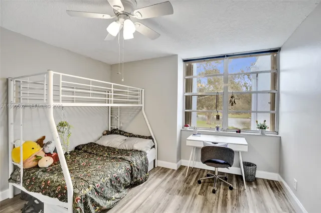 $3,000 | 9451 Live Oak Place, Unit 102, Davie, FL 33324