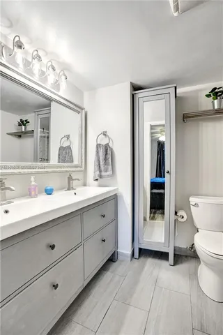 $3,000 | 9451 Live Oak Place, Unit 102, Davie, FL 33324