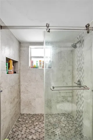 $3,000 | 9451 Live Oak Place, Unit 102, Davie, FL 33324