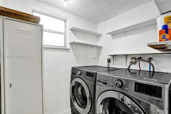 $3,000 | 9451 Live Oak Place, Unit 102, Davie, FL 33324