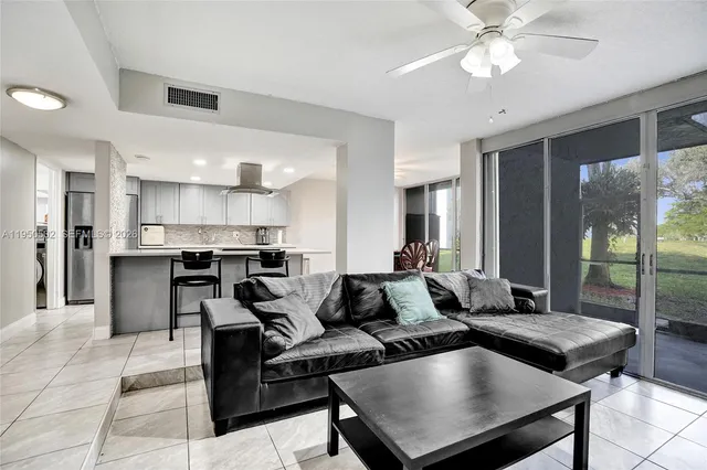 $3,000 | 9451 Live Oak Place, Unit 102, Davie, FL 33324