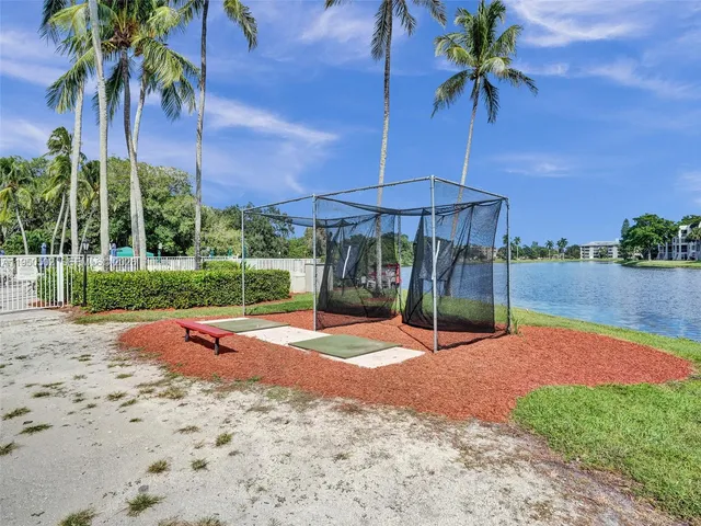 $3,000 | 9451 Live Oak Place, Unit 102, Davie, FL 33324