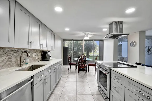 $3,000 | 9451 Live Oak Place, Unit 102, Davie, FL 33324