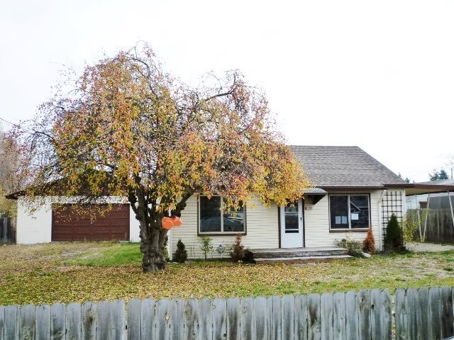 1820 North Felts Road Spokane, WA 99206 - Photo 1 of 20