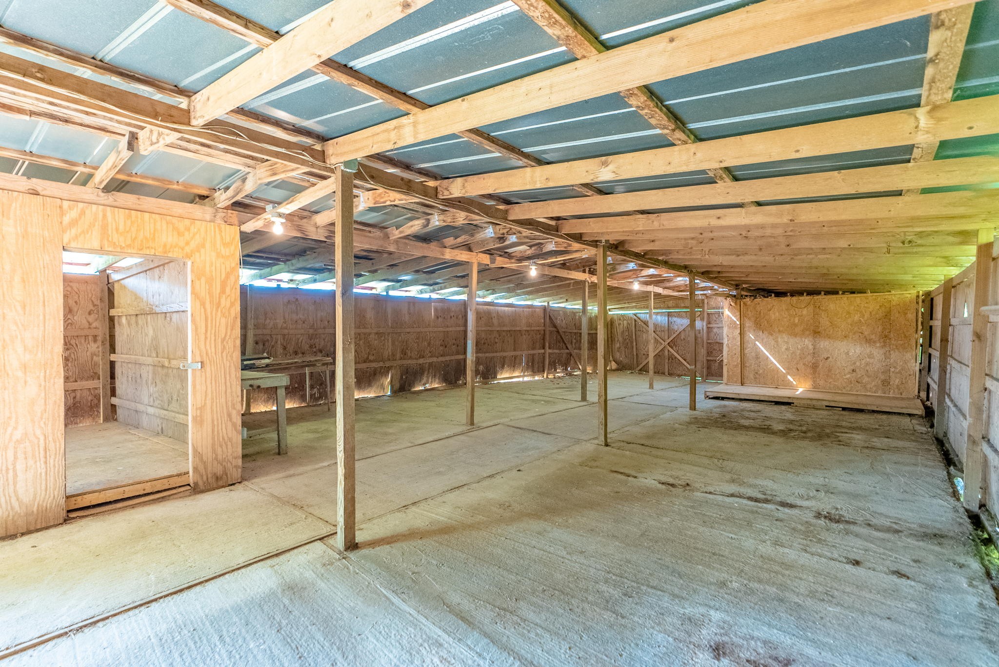 4431 Airport Road Springfield, TN 37172 - Photo 19 of 20 a view of a room with wooden floor