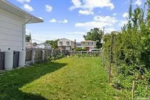 $749,000 | 21 Oakley Avenue, Massapequa, NY 11758