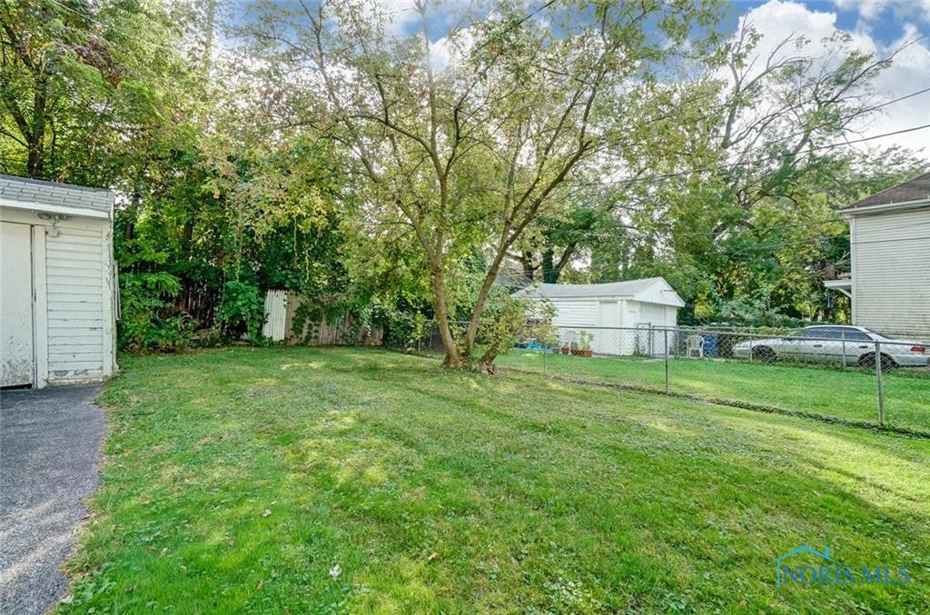 2040 Wyndhurst Road Toledo, OH 43607 - Photo 18 of 19 Gallery Image 18
