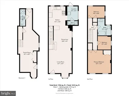 a picture of a bathroom with mirror