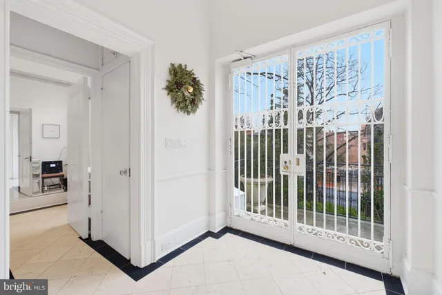 $16,000 | 3308 R Street Northwest, Washington, DC 20007