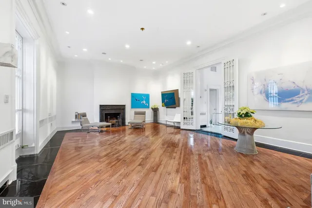 $16,000 | 3308 R Street Northwest, Washington, DC 20007